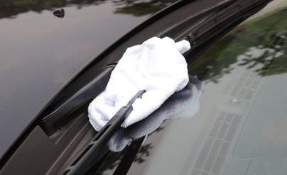 wiper cleaning