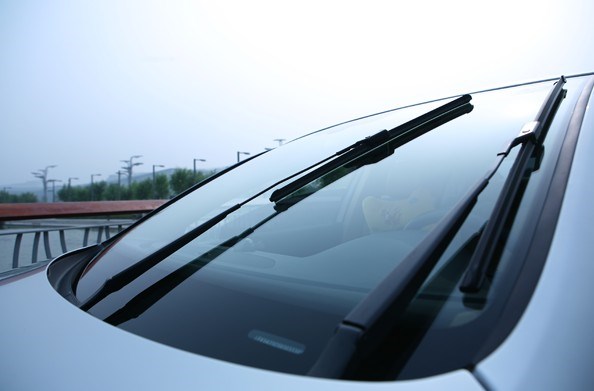 Wiper Blades Don't Wipe Everything